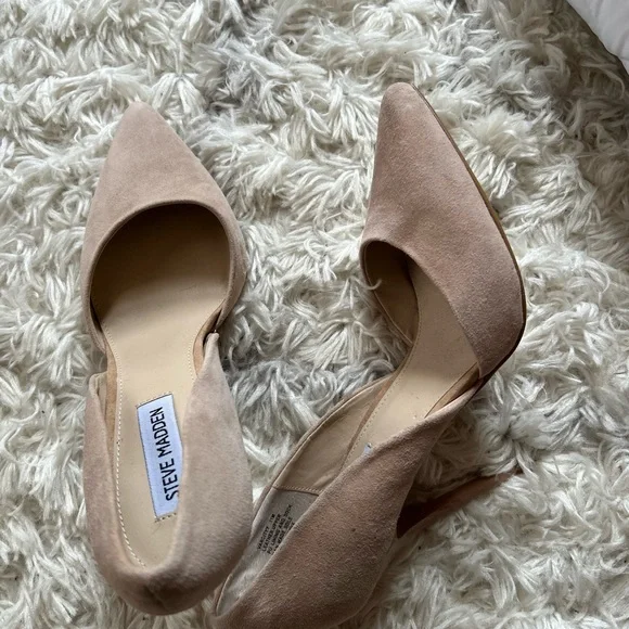 Sold - Picture 3 of 8